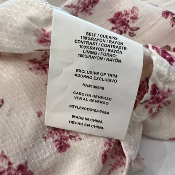 NWT Coco Jaimeson Floral Tiered Flowy Feminine Mini Dress Juniors Size Large - Picture 16 of 16